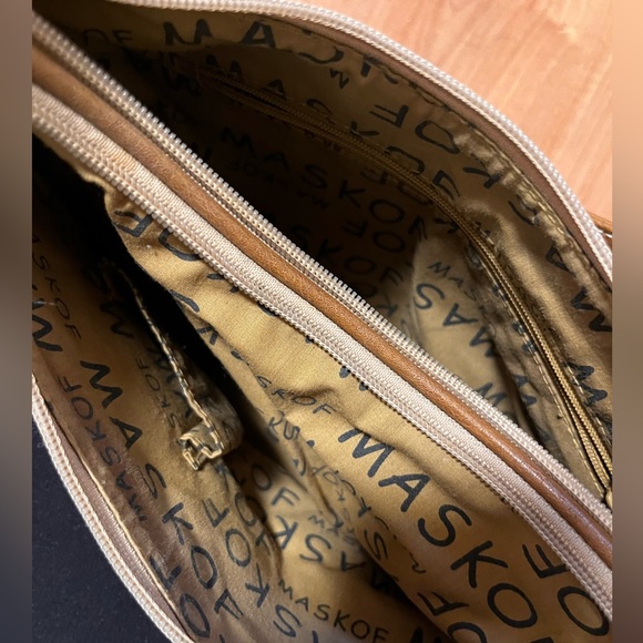 Maskof brown and tan handbag 👜 - Picture 3 of 3